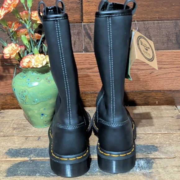 NWT Dr. Martens Black Leather Boots with Gold Stitching - Picture 8 of 10